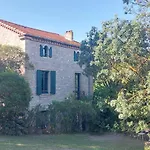 Bed and Breakfast Mas Montluzia 3*