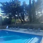 Bed & Breakfast Mas Montluzia Cascastel-des-Corbières