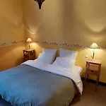 Mas Montluzia Bed & Breakfast