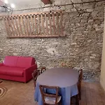Bed & Breakfast Mas Montluzia