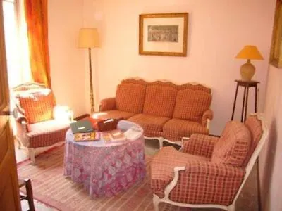 Mas Montluzia Bed & Breakfast