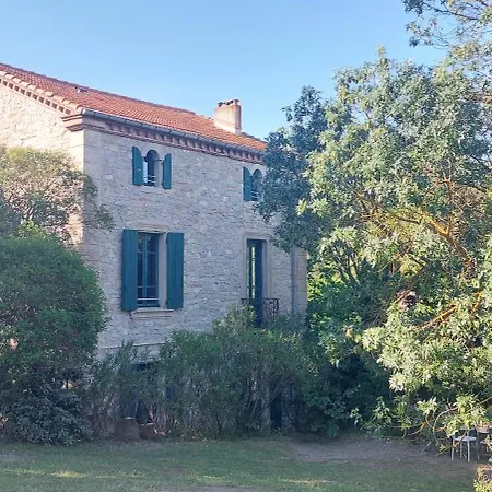 Bed and breakfast Mas Montluzia 3*