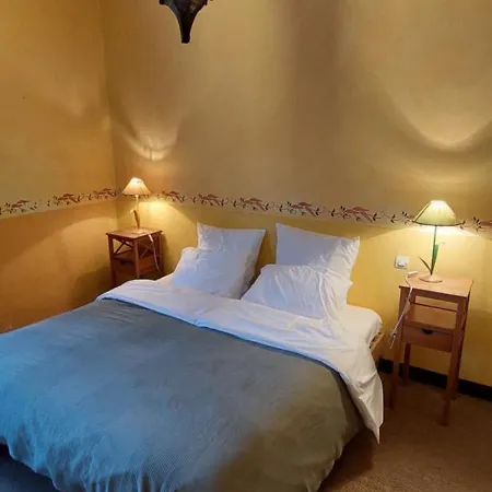 Mas Montluzia Bed & Breakfast