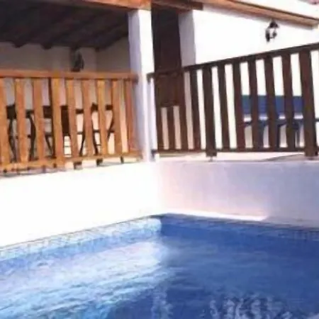 Bed & Breakfast Mas Montluzia Cascastel-des-Corbieres
