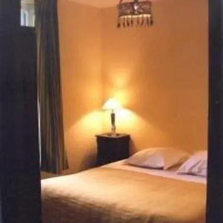 Mas Montluzia Bed & Breakfast