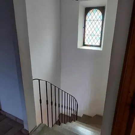 Mas Montluzia Bed and breakfast