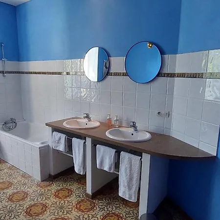 Bed and breakfast Mas Montluzia 3*