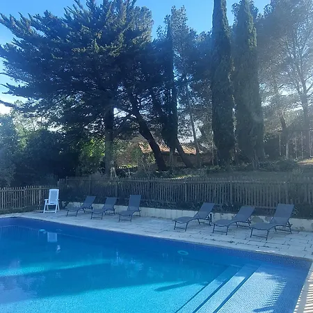 Mas Montluzia 3* Cascastel-des-Corbières