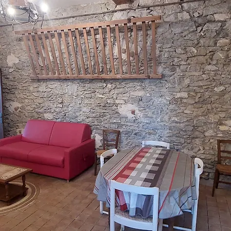 Mas Montluzia Cascastel-des-Corbières