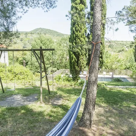 Bed & Breakfast Mas Montluzia 3*