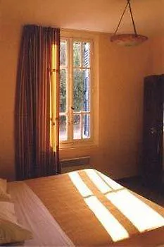Mas Montluzia 3* Cascastel-des-Corbieres