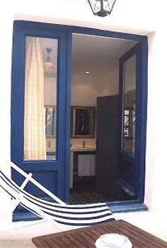 Mas Montluzia Bed & Breakfast