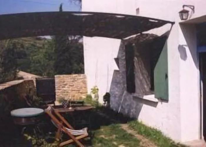 Mas Montluzia Bed & Breakfast 3*